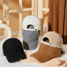 Load image into Gallery viewer, New Winter Women Baseball Cap Men Artificial Lamb Wool Duck Tongue Hats Plush Thickened Warm Fashion Solid Velvet Sunshade Hat