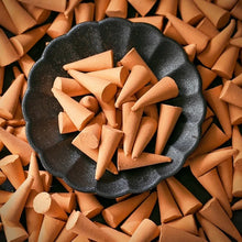 Load image into Gallery viewer, 60pcs/Bag Incense Cones Scented Anxiety Relief Fragrance Incense Cones Natural Scents Cones For Meditation Relaxation Mix Colour
