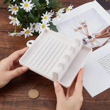 Load image into Gallery viewer, 1Pc Paint Brush Rest Holder White Plastic 4 Slots Paintings Brushes Rests Drip Tray Pad for Watercolor Oil Acrylic Painting
