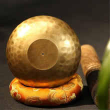 Load image into Gallery viewer, Gandhanra Handmade 3.2" Tibetan Singing Bowl Set With Cross Vajra Symbol
